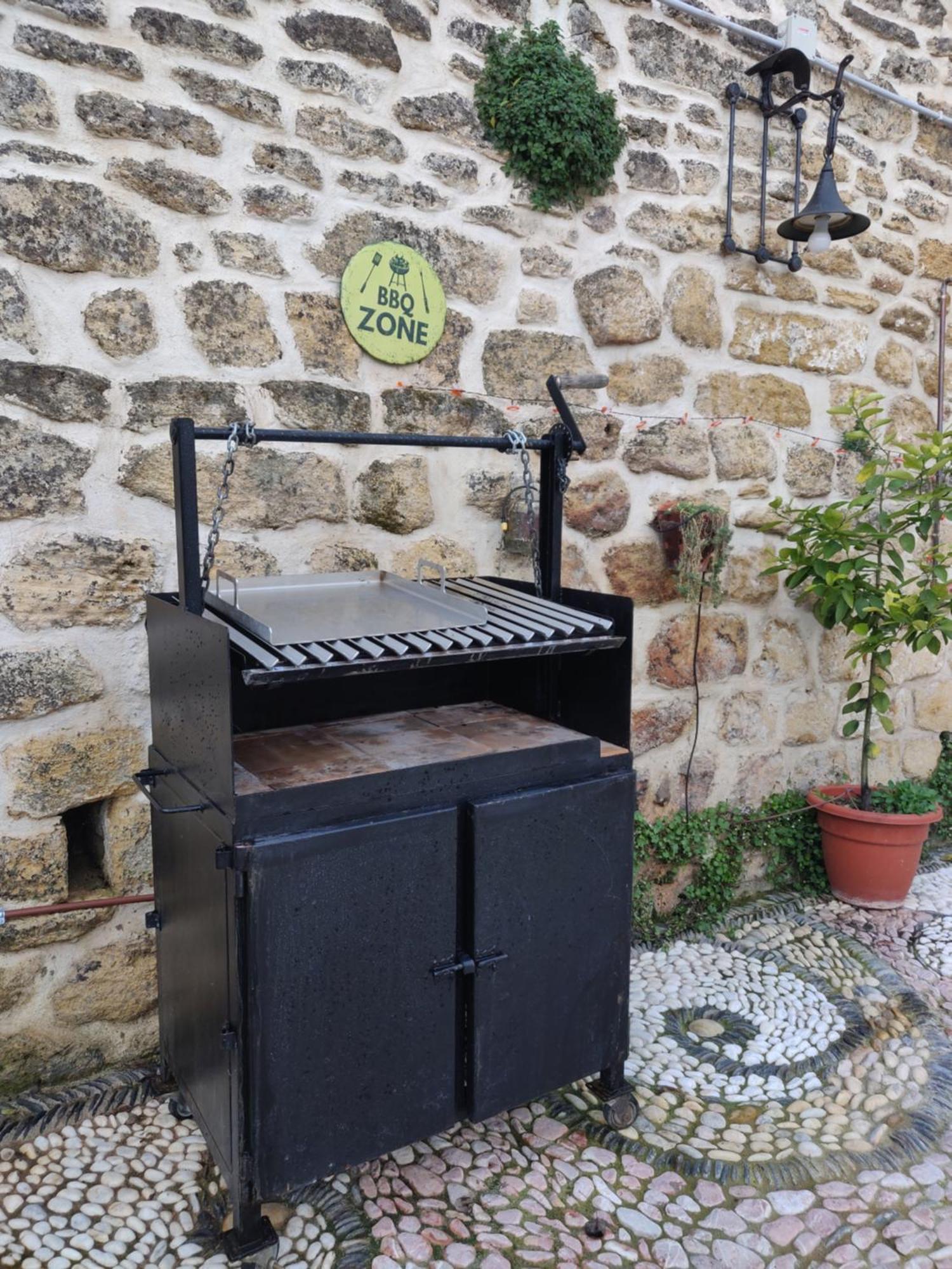Apartamentos Casa Nino Montefrio Εξωτερικό φωτογραφία